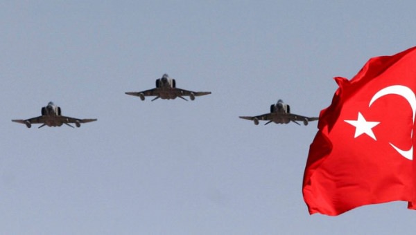 turquia-ahora-patrulla-su-frontera-con-aviones-f-16