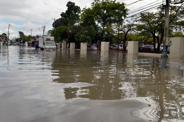 inundacion-lluvias-capital-santo-domingo